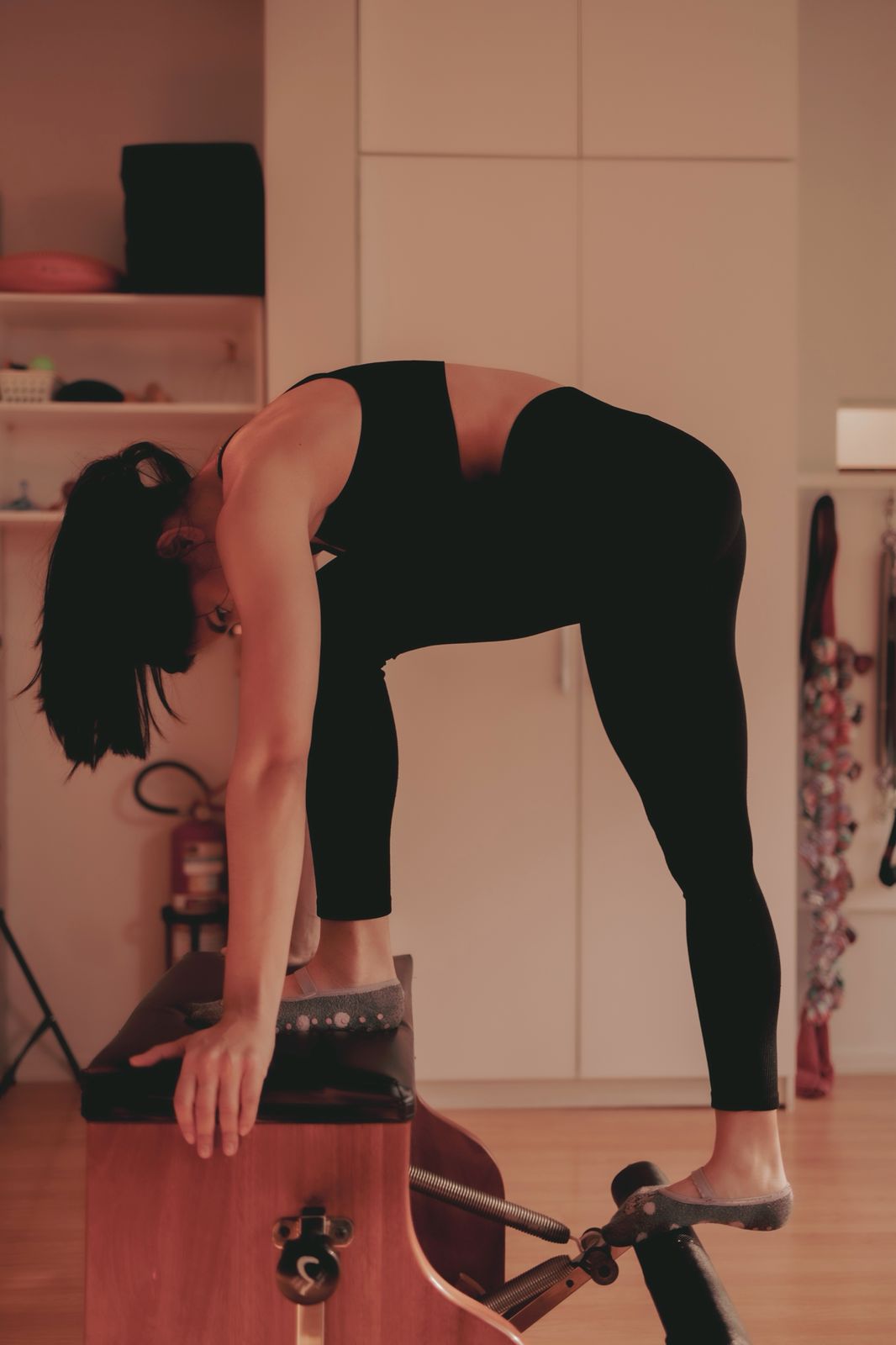 Hérnia de disco e Pilates: quando é indicado, quando não é e o que a fisioterapeuta avalia